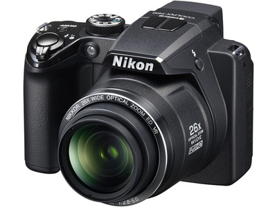 尼康P100（Nikon COOLPIX P100）外觀鑒賞 多功能便攜長(zhǎng)焦相機(jī)的經(jīng)典之作